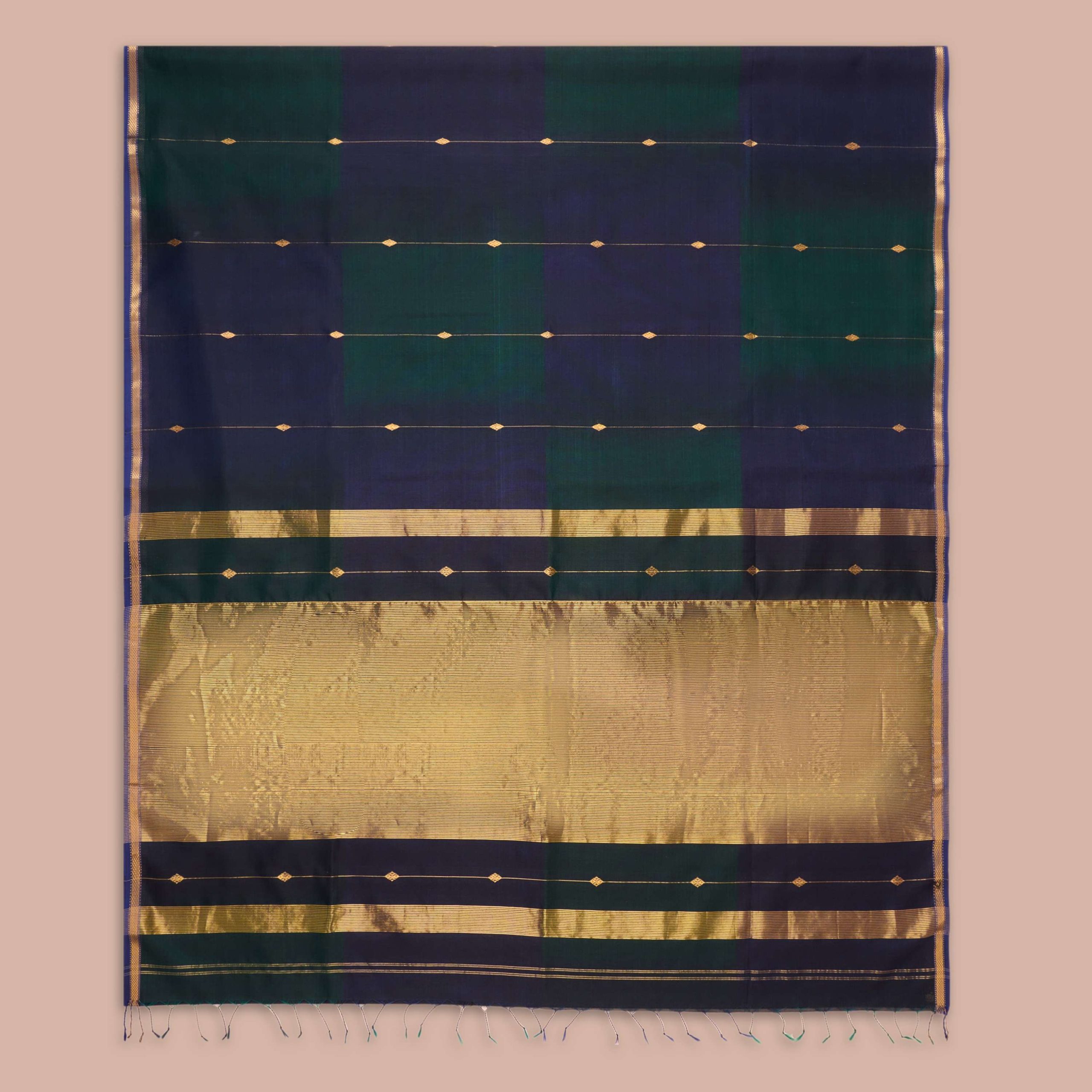 Green & Blue Maheshwari Silk Two-Tone Saree - Image 2