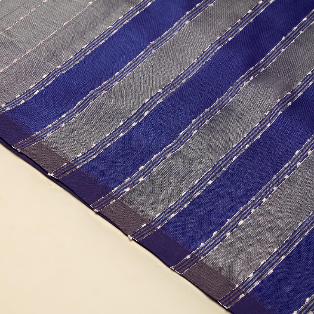 Grey & Royal Blue Handloom Mangalagiri Pattu Saree - Image 2
