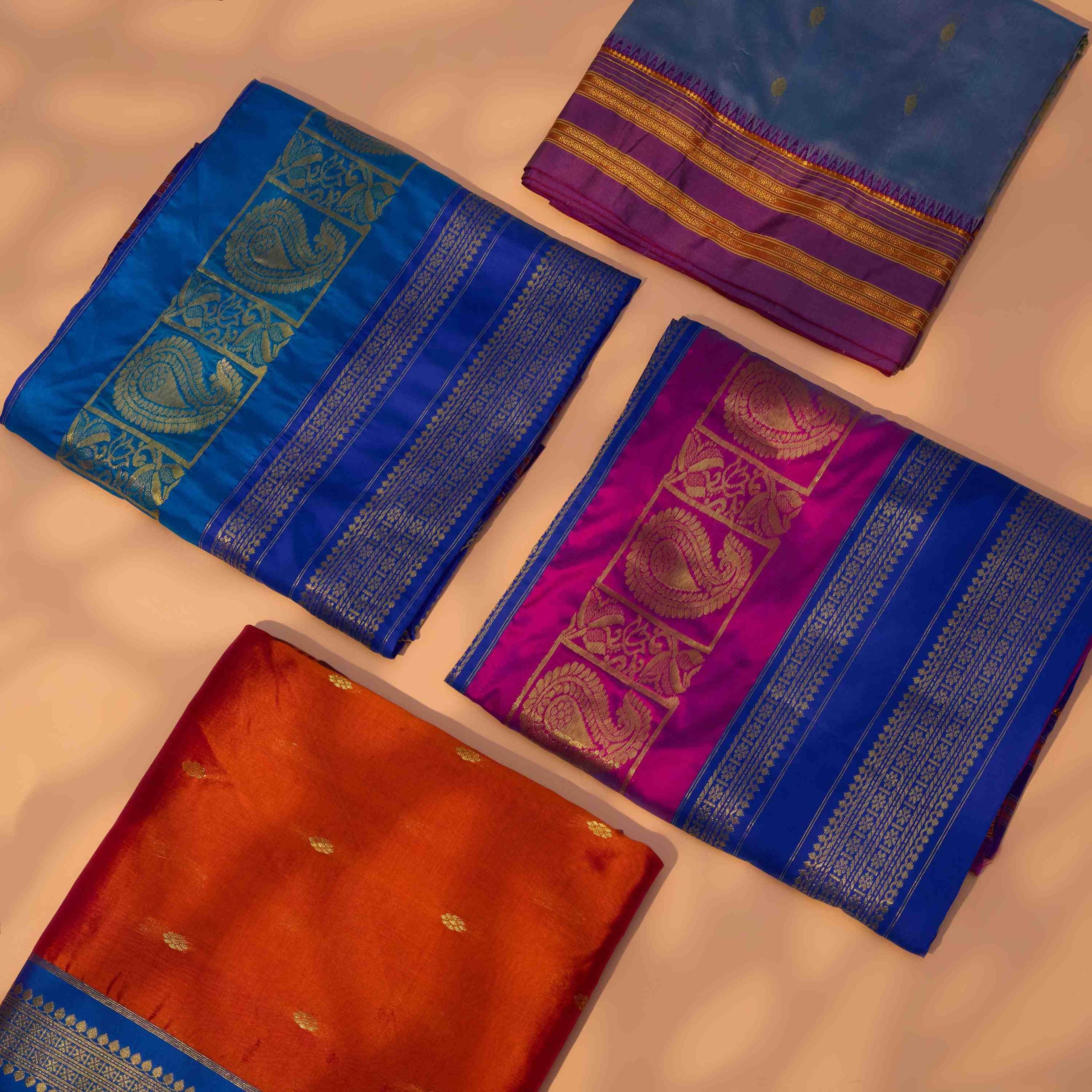 Royal Blue NarayanPeth Silk Saree - Image 4
